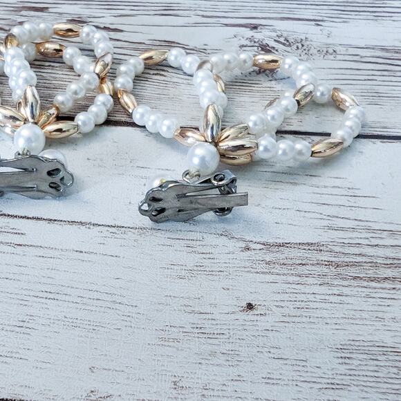 Vintage Clip On Earrings - Faux Pearl & Gold Tone Beaded Dangle - Picture 8 of 8